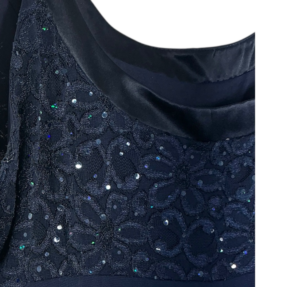 R&M Collection Gown sleeveless empire waist sequin lace bodice Navy Blue SZ 18 - Picture 11 of 16